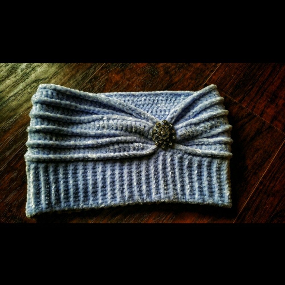Crotchet Velvet Headband